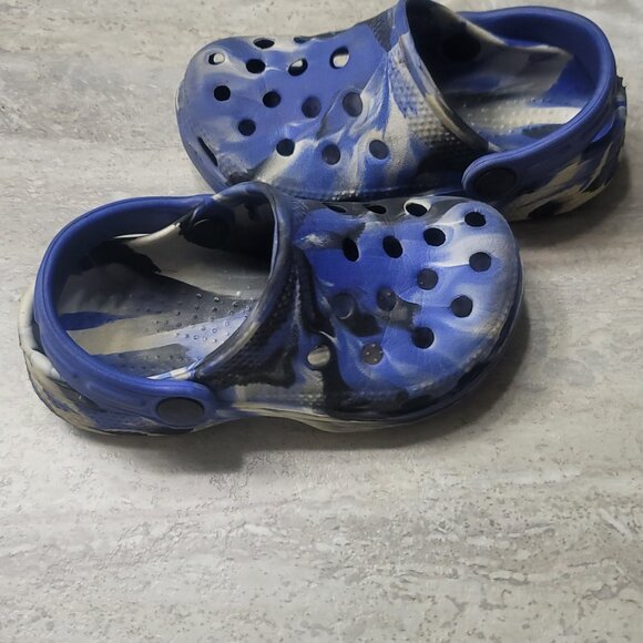 #346 Toddler Blue Crocs sz 8 - Picture 5 of 6